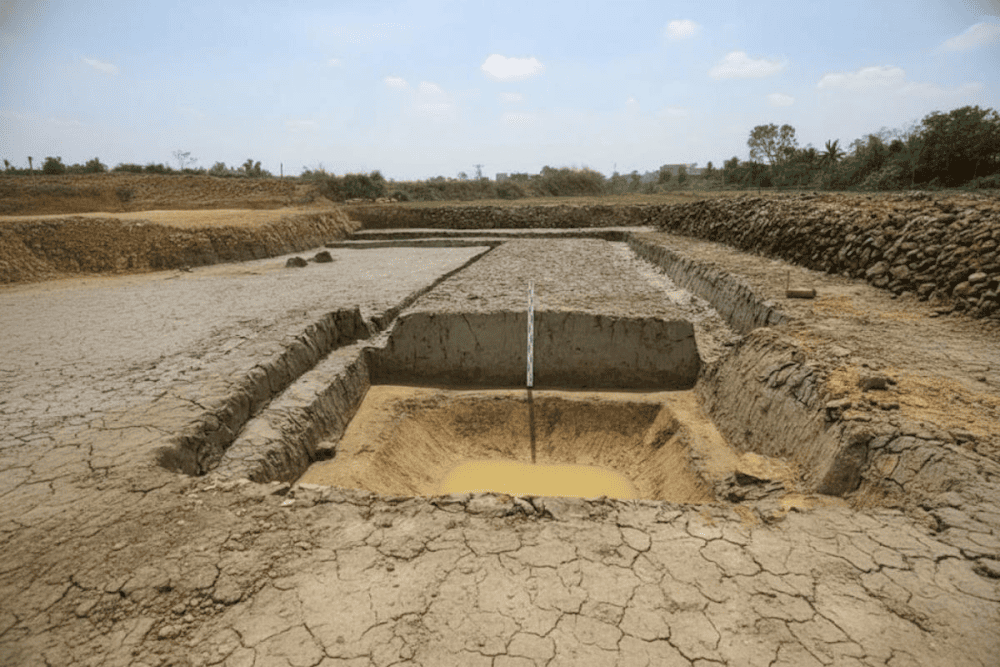 Cấu tr&uacute;c H&agrave;o th&agrave;nh Th&agrave;nh nh&agrave; Hồ sau khi khai quật